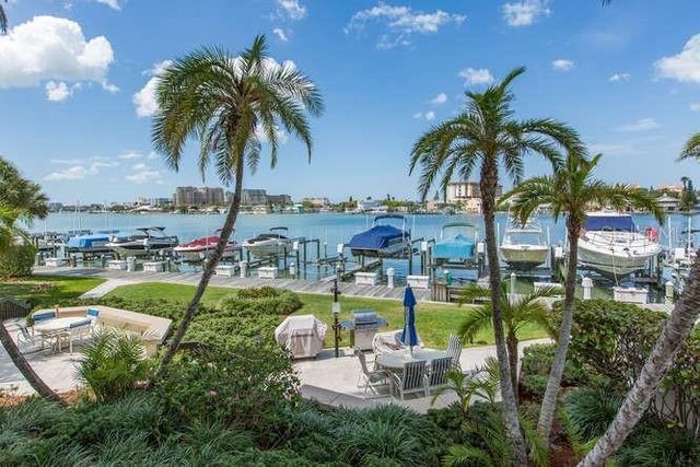 690 ISLAND WAY 404, Clearwater Beach, FL 33767