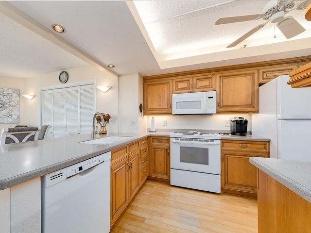 690 ISLAND WAY 404, Clearwater Beach, FL 33767