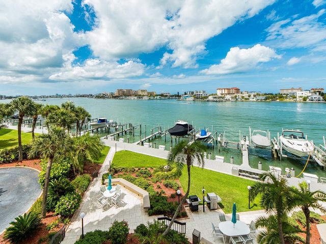 690 ISLAND WAY 404, Clearwater Beach, FL 33767