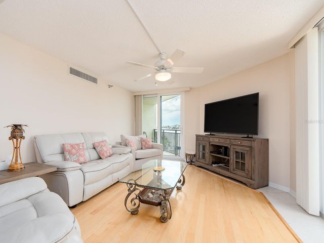 690 ISLAND WAY 404, Clearwater Beach, FL 33767