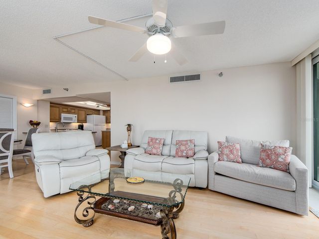 690 ISLAND WAY 404, Clearwater Beach, FL 33767
