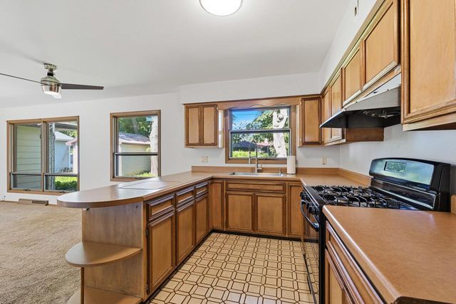 8920 388th AVENUE, Burlington, WI 53105