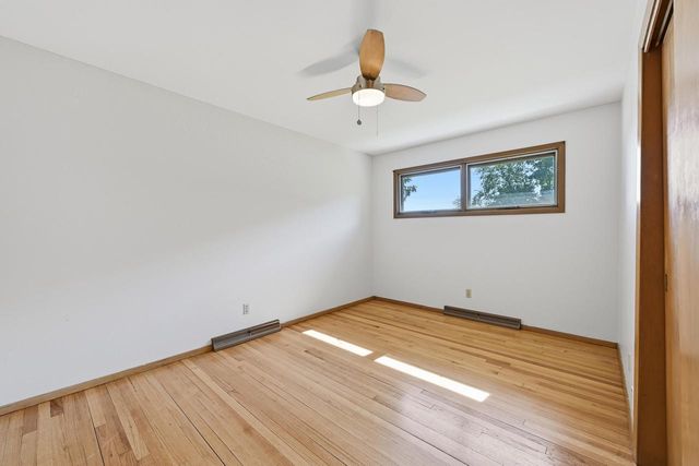 8920 388th AVENUE, Burlington, WI 53105