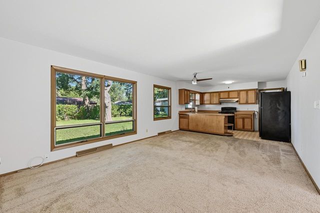 8920 388th AVENUE, Burlington, WI 53105