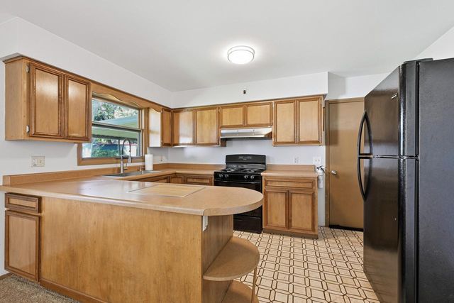 8920 388th AVENUE, Burlington, WI 53105