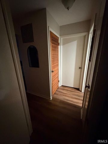 18 SE 6th Street, Linton, IN 47441