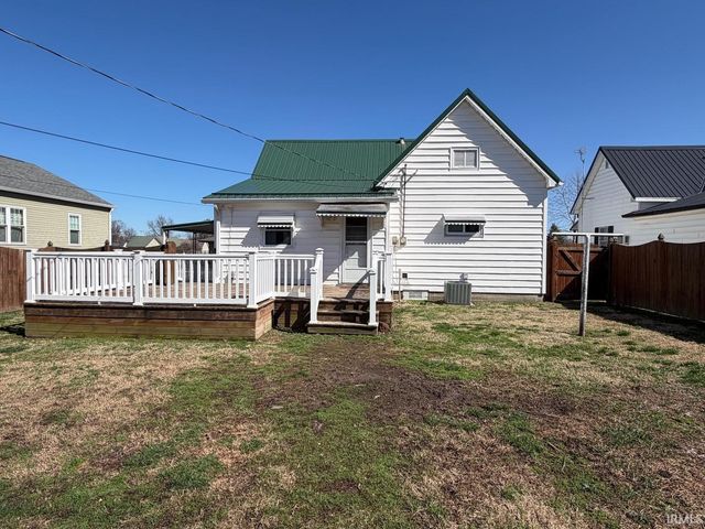 18 SE 6th Street, Linton, IN 47441