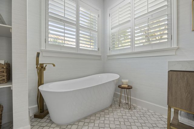 9806 SE Landing Place, Tequesta, FL 33469