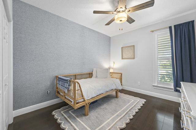 9806 SE Landing Place, Tequesta, FL 33469