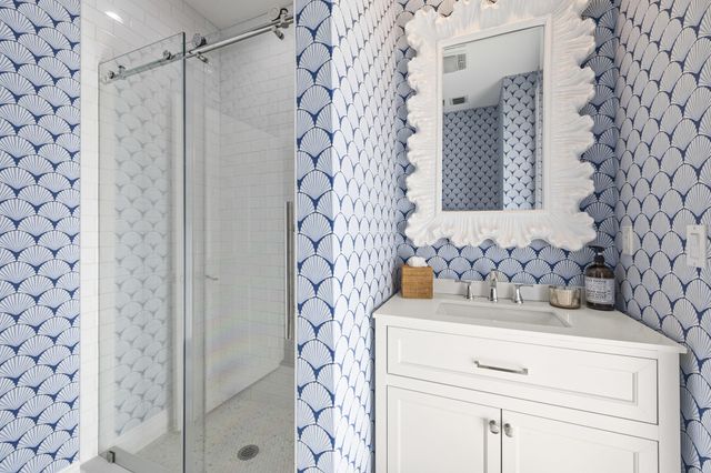 9806 SE Landing Place, Tequesta, FL 33469