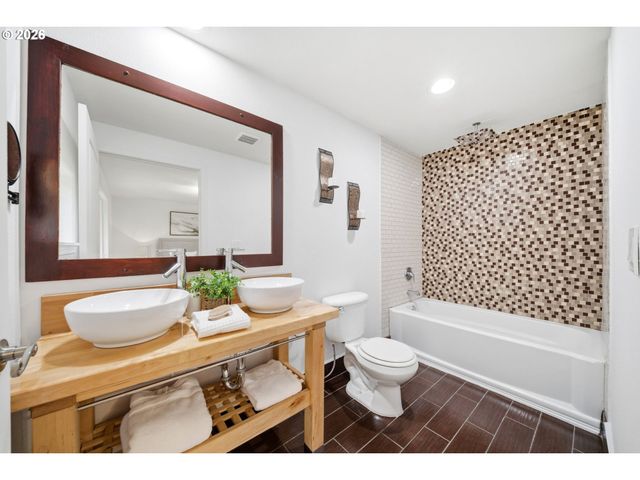 4305 Ne 151ST Ave, Vancouver, WA 98682