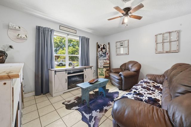 2360 87th Court, Vero Beach, FL 32966