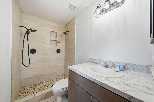 2360 87th Court, Vero Beach, FL 32966