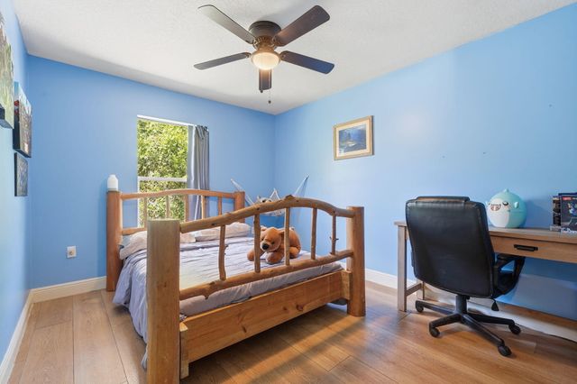 2360 87th Court, Vero Beach, FL 32966