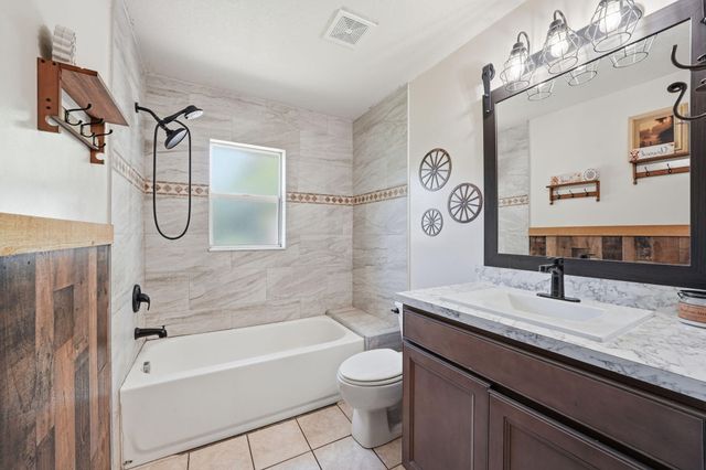 2360 87th Court, Vero Beach, FL 32966