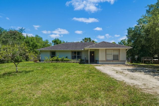 2360 87th Court, Vero Beach, FL 32966
