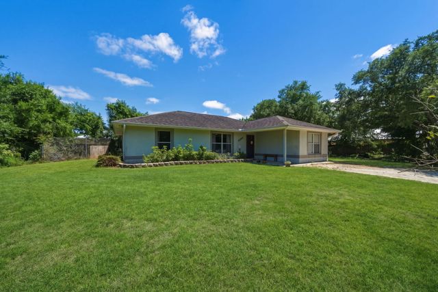 2360 87th Court, Vero Beach, FL 32966