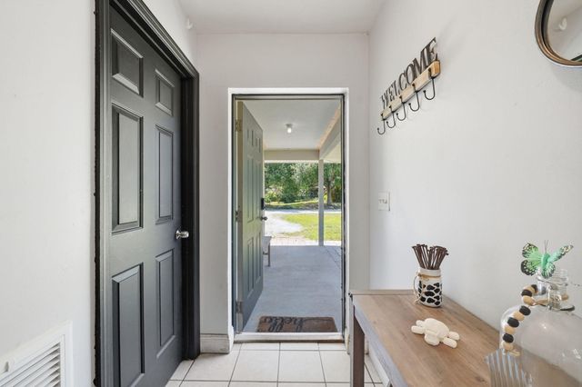 2360 87th Court, Vero Beach, FL 32966