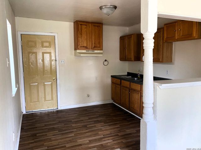 545 HARLAN, San Antonio, TX 78214