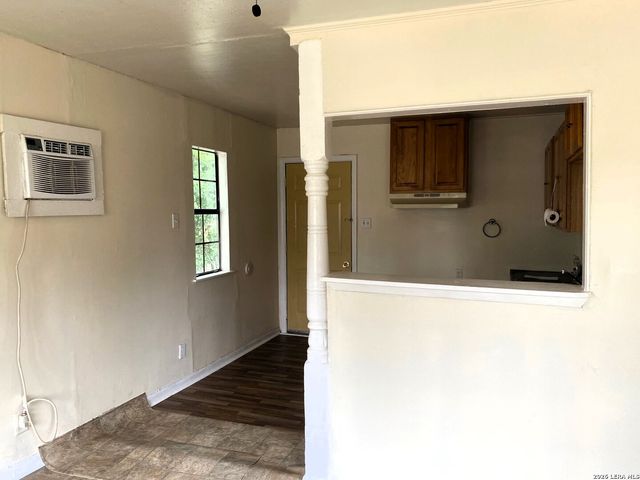 545 HARLAN, San Antonio, TX 78214