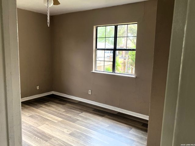 545 HARLAN, San Antonio, TX 78214