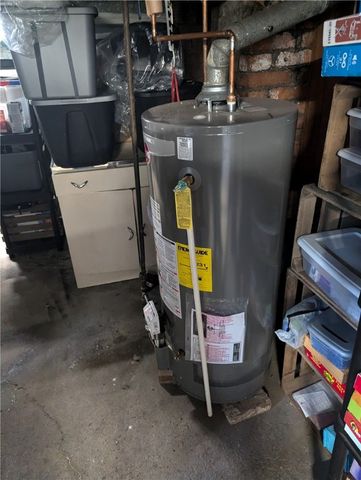 32-34 Lawton Ave, Uniontown, PA 15401