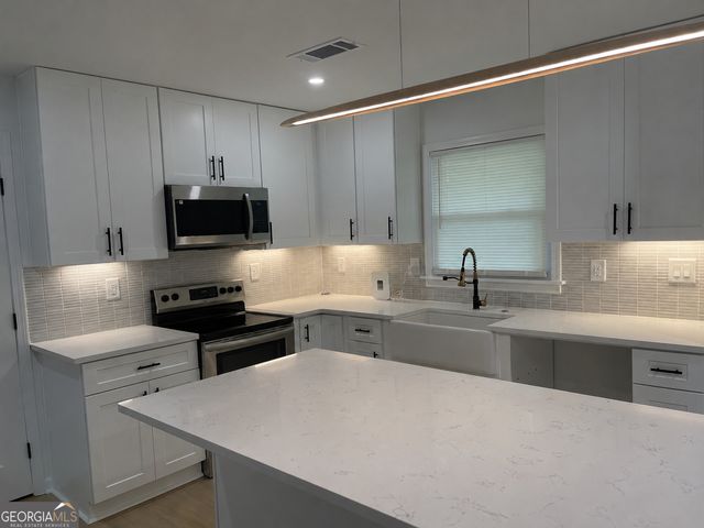 500 Hutchens Road SE, Atlanta, GA 30354