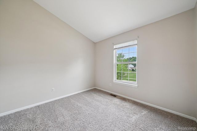 2738 Birchwood Drive, Waterford Charter Township, MI 48329