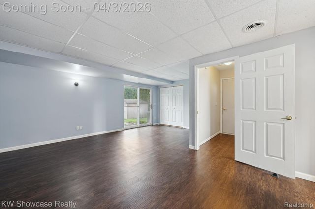 2738 Birchwood Drive, Waterford Charter Township, MI 48329