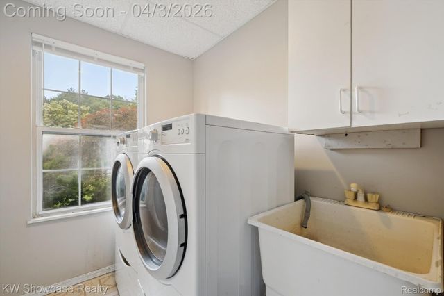 2738 Birchwood Drive, Waterford Charter Township, MI 48329