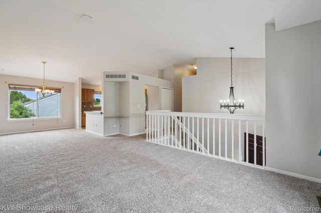 2738 Birchwood Drive, Waterford Charter Township, MI 48329