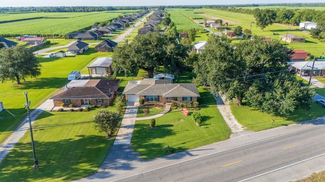 3426 Highway 1, Raceland, LA 70394