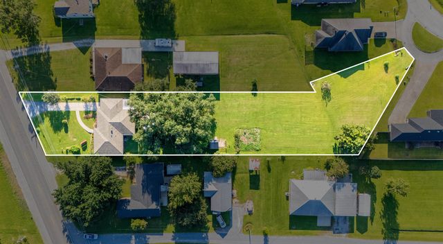 3426 Highway 1, Raceland, LA 70394