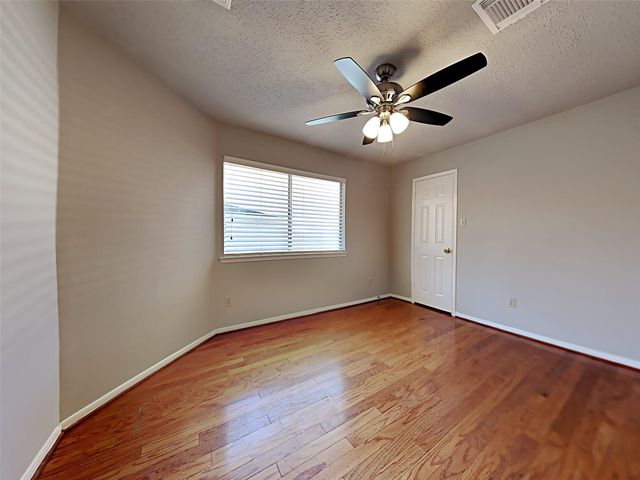 4703 Glasgow Drive, Missouri City, TX 77459