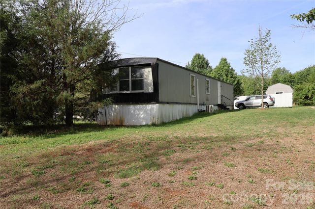 126 Cedarvale Drive, Harmony, NC 28634