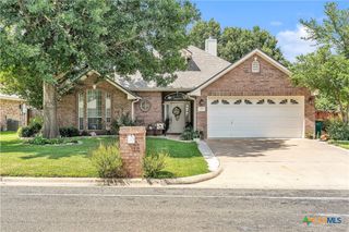 505 Armstrong Drive, Belton, TX 76513