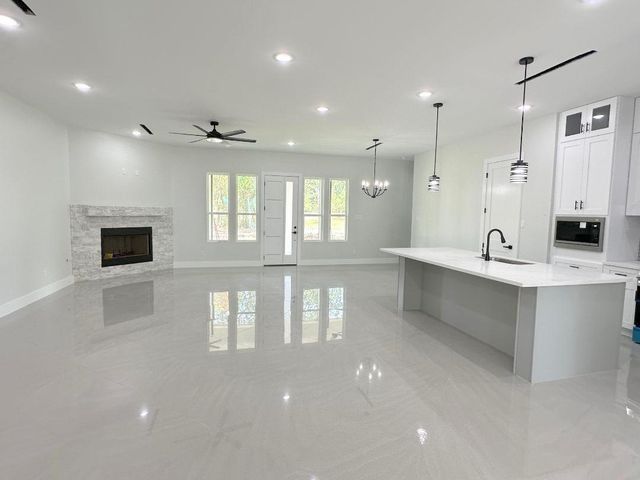 11082 Tammy Circle, Plantersville, TX 77363