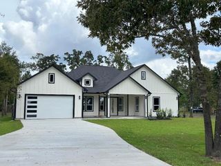 11082 Tammy Circle, Plantersville, TX 77363