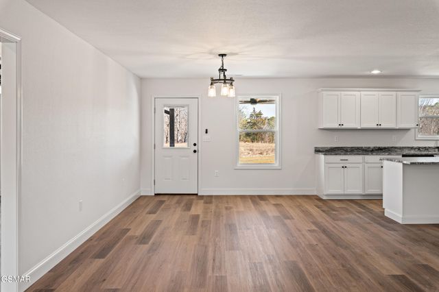 275 Cross Over Road, Sevierville, TN 37876