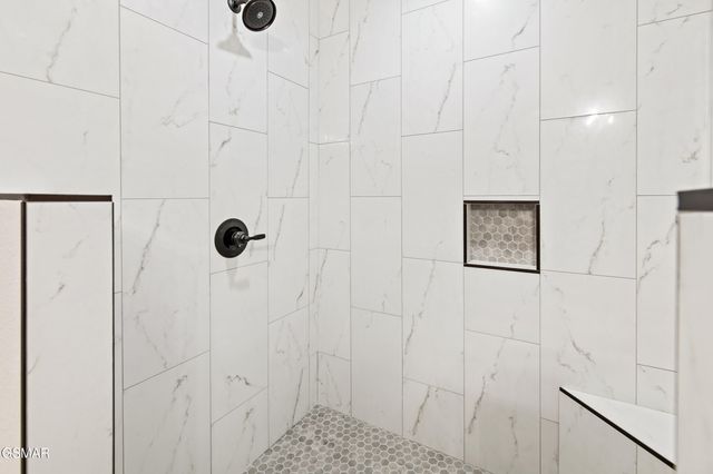 275 Cross Over Road, Sevierville, TN 37876