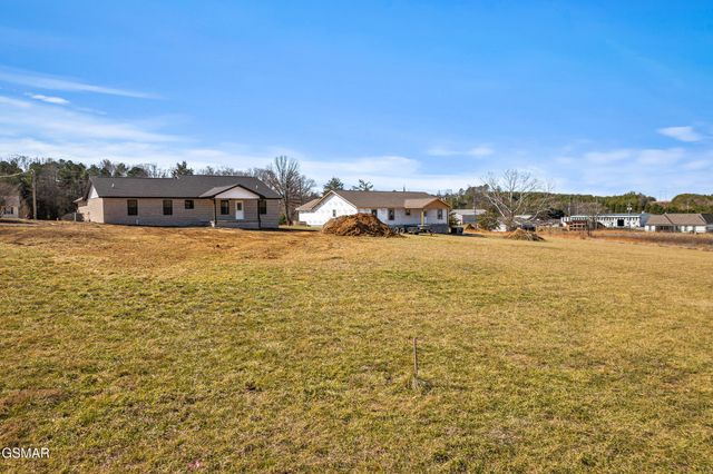275 Cross Over Road, Sevierville, TN 37876