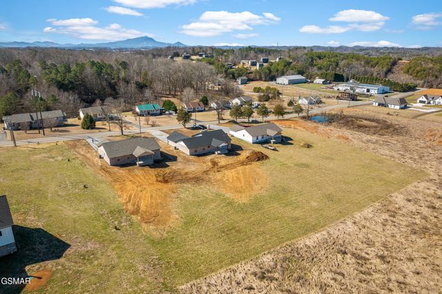 275 Cross Over Road, Sevierville, TN 37876