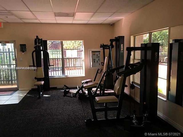 721 N Pine Island Road 104, Plantation, FL 33324