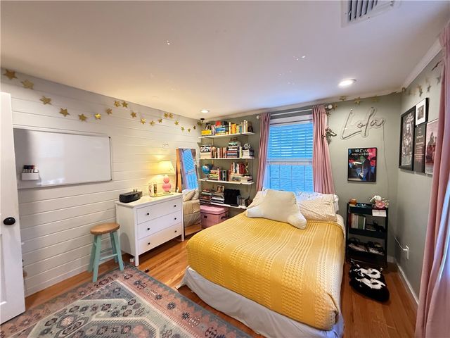 11 Beech Tree Road, East Providence, RI 02916