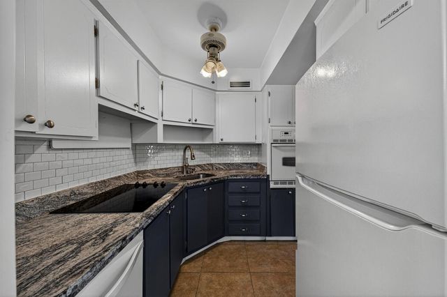 2151 NE 42 Nd Court 136, Lighthouse Point, FL 33064