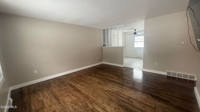 24 Birchwood Lane, Ballston Spa, NY 12020