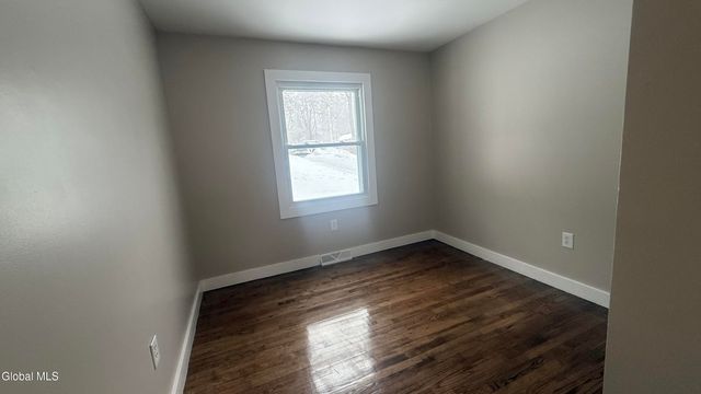 24 Birchwood Lane, Ballston Spa, NY 12020