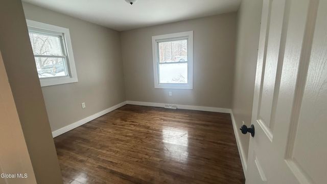 24 Birchwood Lane, Ballston Spa, NY 12020