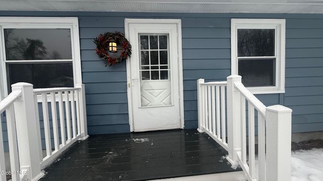 24 Birchwood Lane, Ballston Spa, NY 12020