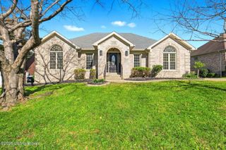 4402 Stone Wynde Dr, Louisville, KY 40272